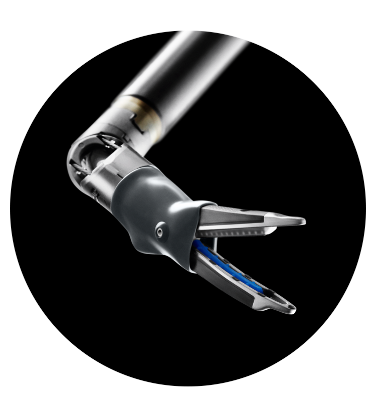 Da Vinci SynchroSeal with jaws open, curved to the right