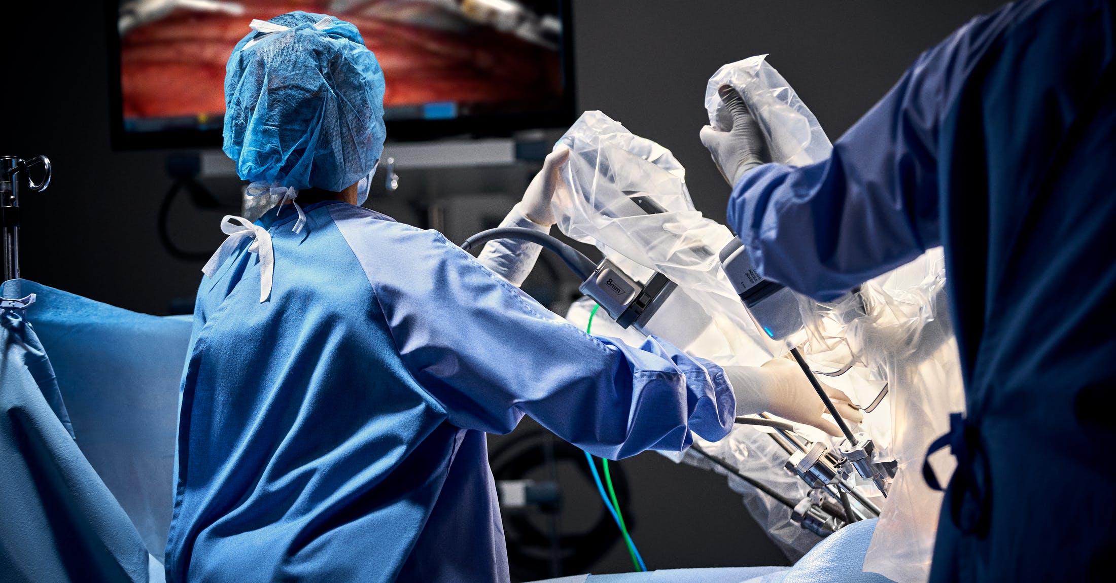 Robotic Urologic Surgery for Surgeons | Intuitive